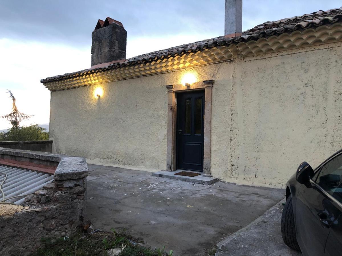 Maison De Charme Dans Un Hameau Provencal Les Mees Exterior photo